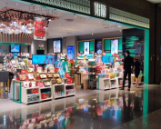 DNR DISLAY's new retail Stretched Bar LCD Display makes the store live-1