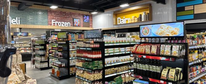 shelf edge LCD display for retail store